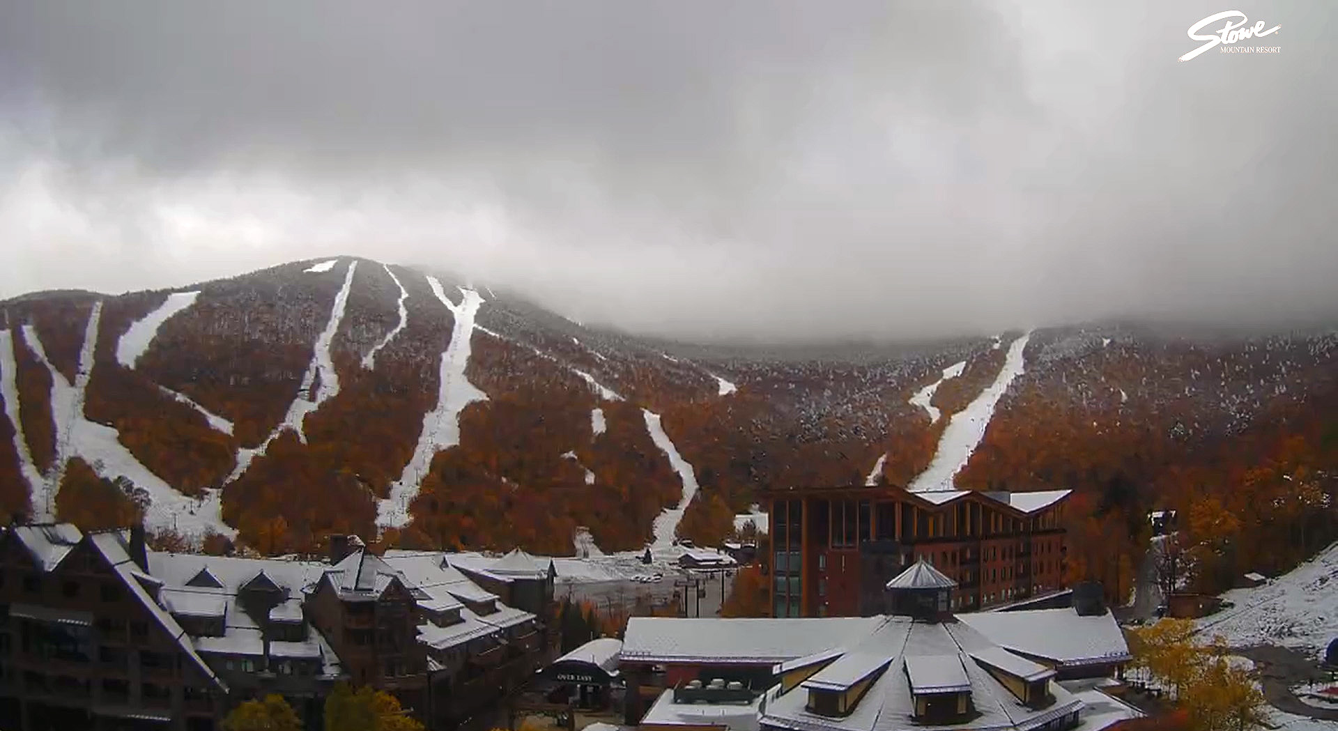 An image showing a mid-October 2024 snowstorm with over a foot of snow in the upper elevations of Stowe Mountain Resort in Vermont